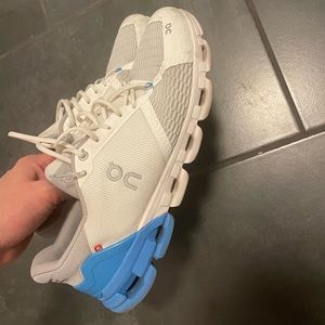 On running cloudflyer men’s 11 used